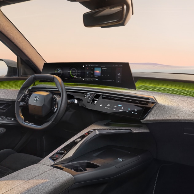 PEUGEOT_HYBRID_5008_MAIN_5[1].jpg